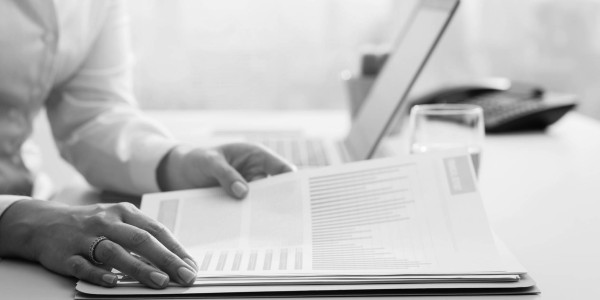 Derecho Mercantil / Abogados Mercantilistas Sants-Montjüic · Investigaciones de Due Diligence en Procesos de Compra y Venta de Empresas