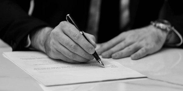 Derecho Mercantil / Abogados Mercantilistas Sants-Montjüic · Asesoramiento en Cumplimiento de Leyes Antimonopolio y de Competencia