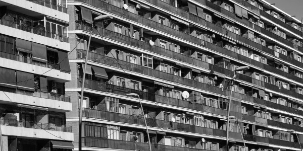 Derecho Inmobiliario / Abogados Inmobiliarios Sant Martí · Conflictos con Relaciones de Vecindad